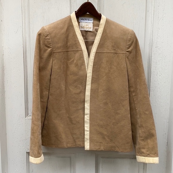 VTG 1960s Abe Schrader for Saks Fifth Avenue Tan Suede Skirt Suit Set Sz 8 - Picture 4 of 12